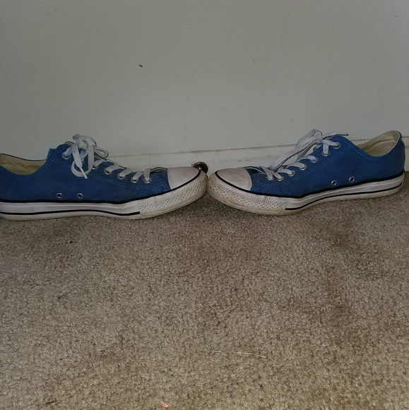 Converse - Picture 3 of 7